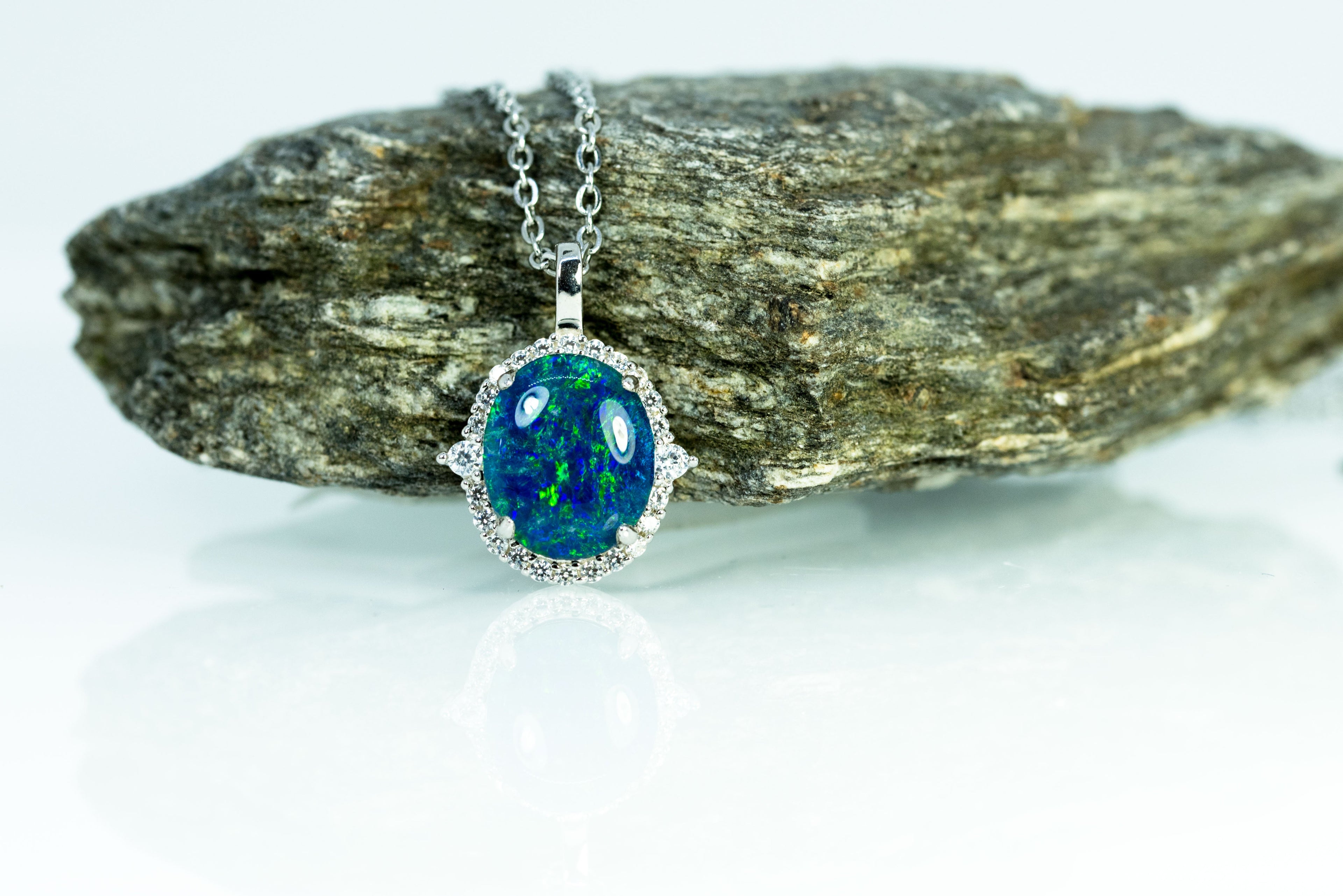 Australian Opal Halo Cluster Luxury Design - Multi Color Fire Opal Necklace - Sterling Silver White Gold Plating - Green Blue Gem Stone